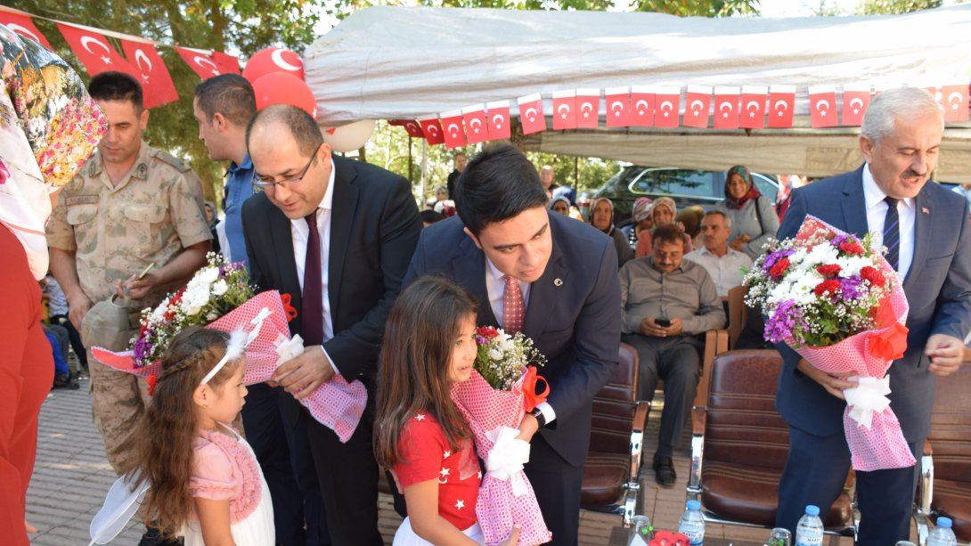 İlköğretim Haftası İlçemz Mehmet Akif Ersoy İlkokulunda Kutlanıdı